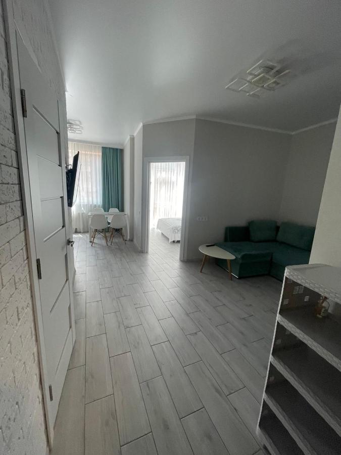 Nika Apartment Odessa Exterior foto