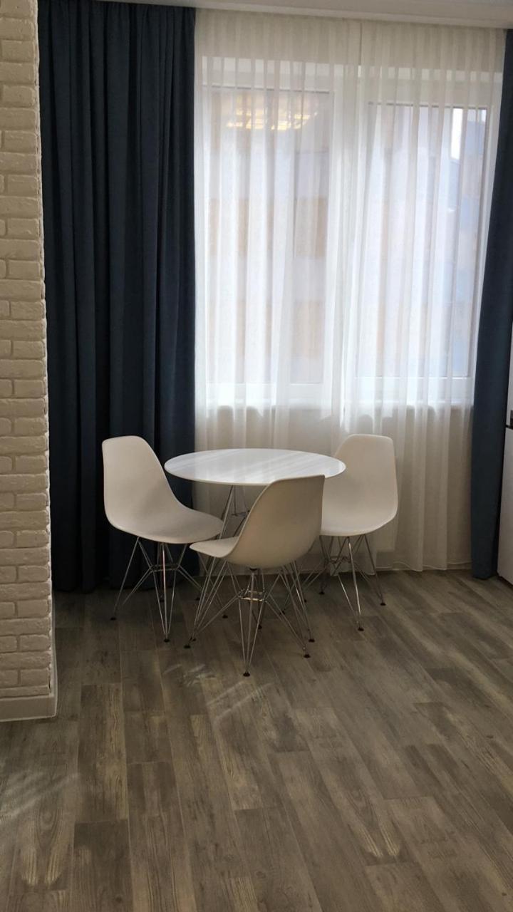 Nika Apartment Odessa Exterior foto